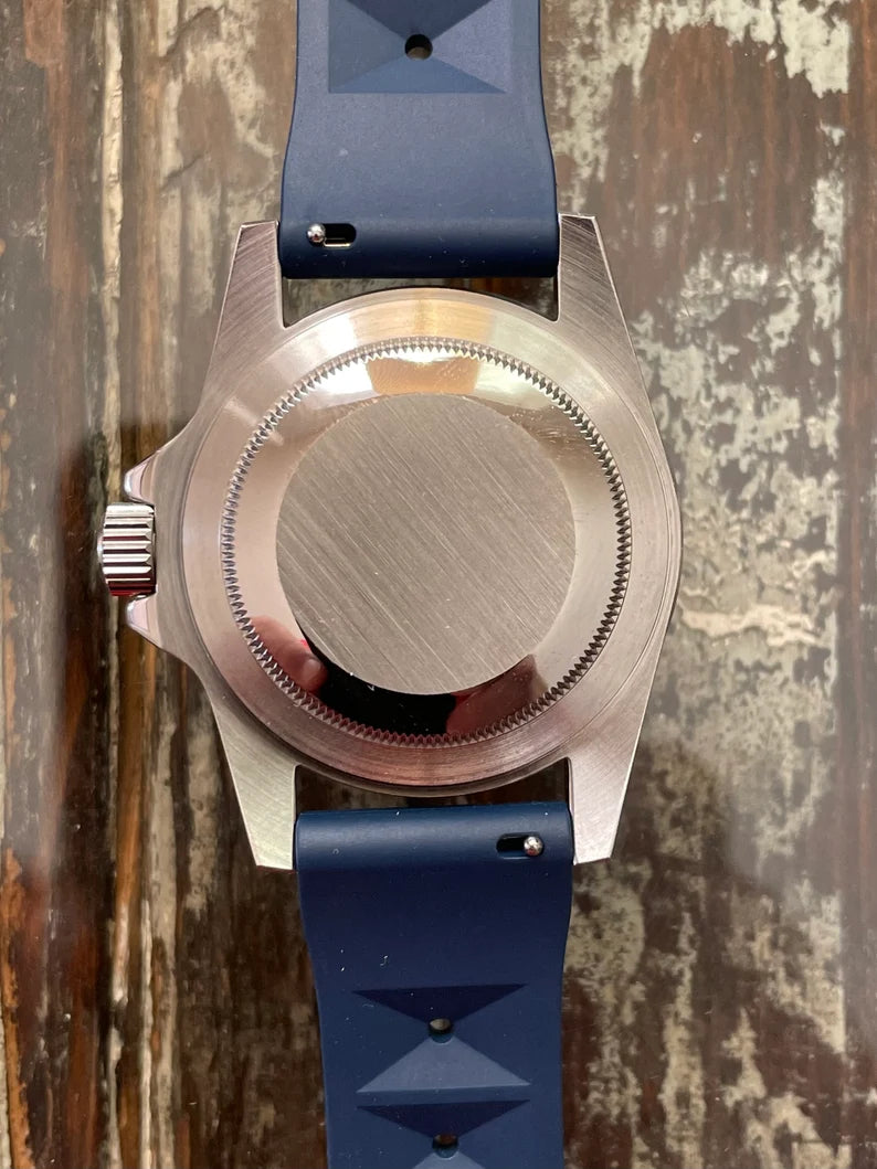 The Blue Diver: Automatic Mechanical Wristwatch