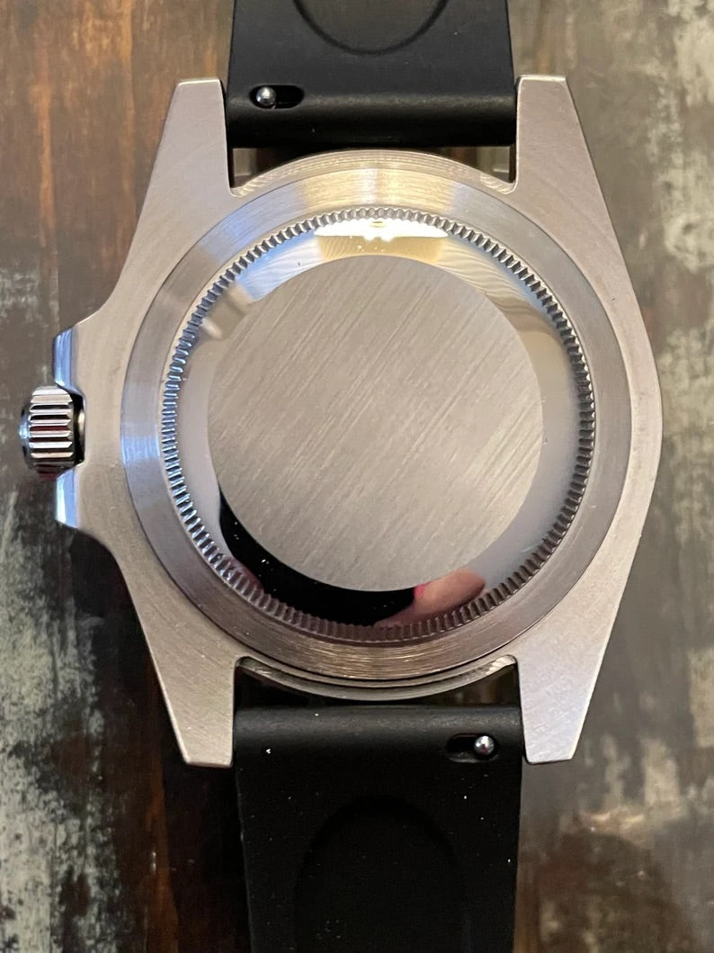 The Meteorite Diver: Automatic Mechanical Wristwatch